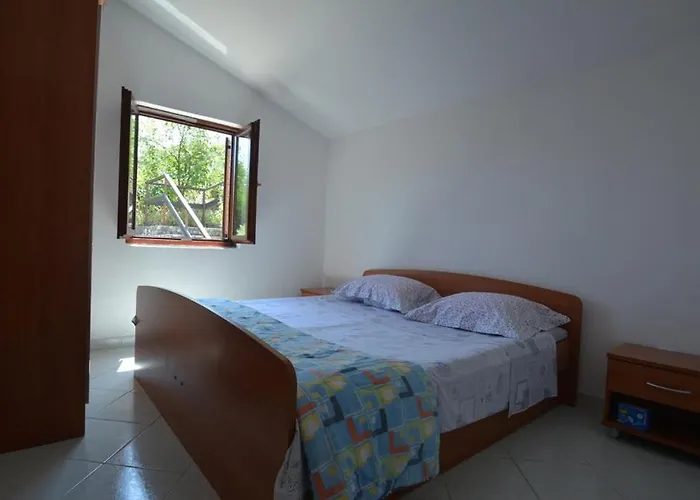 Vikendica Marina Sali